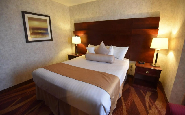 Travelodge by Wyndham Lloydminster