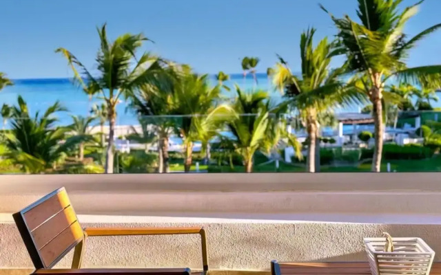 Ocean View apt With Terrace in Punta Palmera