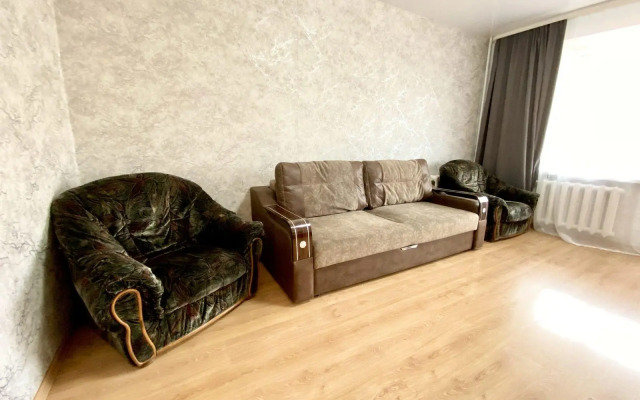 Декабрист на Петровско-Заводской 25