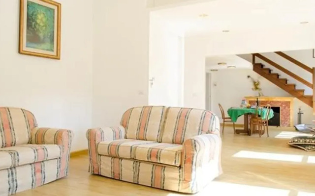 Near Colosseum - Circus Maximus View