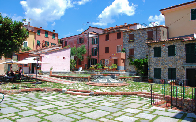 Casa Punta Bianca