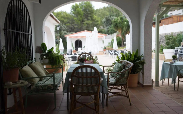 El Cid Hotel Restaurant & Bar