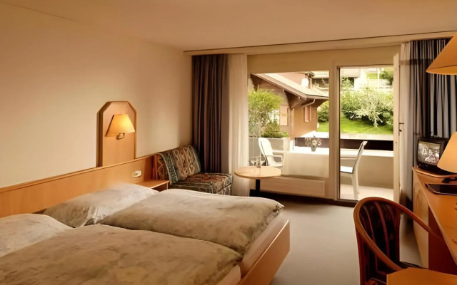 Hotel Crystal