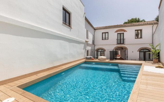 Líbere Córdoba Patio Santa Marta