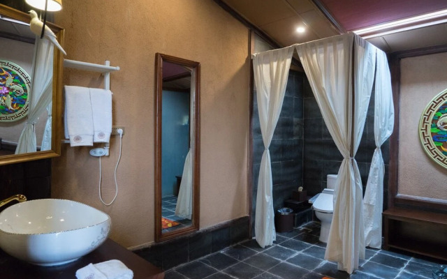 Buddhahood & Lotus Villa
