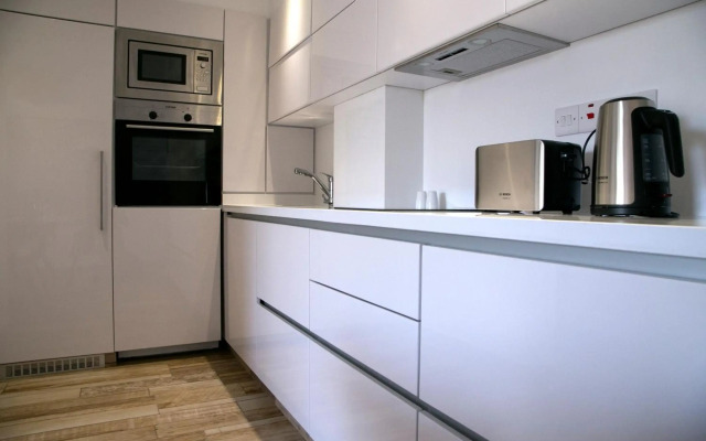 Corina Suites and Apartments