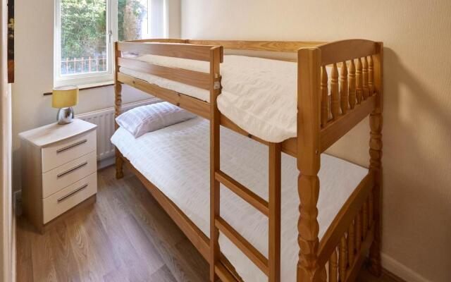 Host Stay Rock Cottage