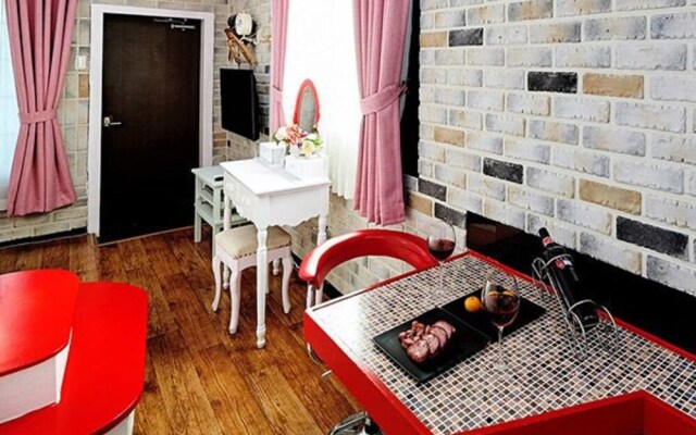 Chuncheon(Namiseom) Remember Pension (Spa, BBQ, Pick up)