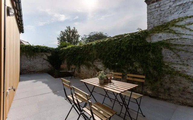 Beautiful Vacation Home Valkehuisje in Poperinge