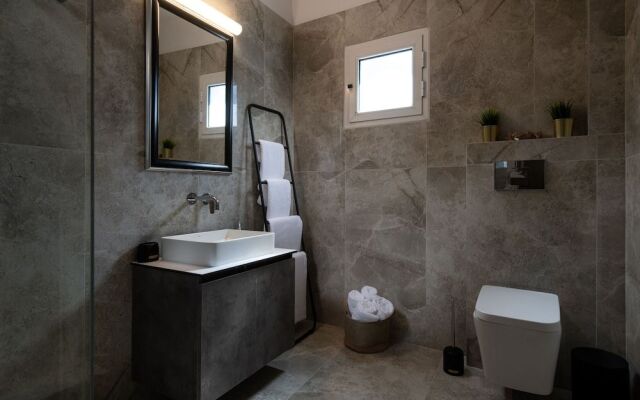 Olenia Luxury Apartments 4