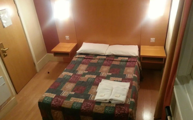 Berkeley Court Hotel