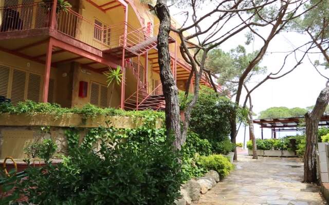 Apartamentos Aromar