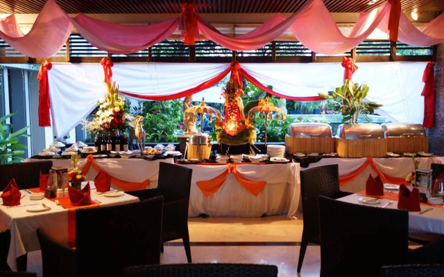 The Lokha Legian Resort & Spa