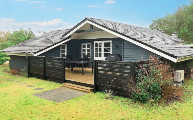 7 Person Holiday Home in Hals