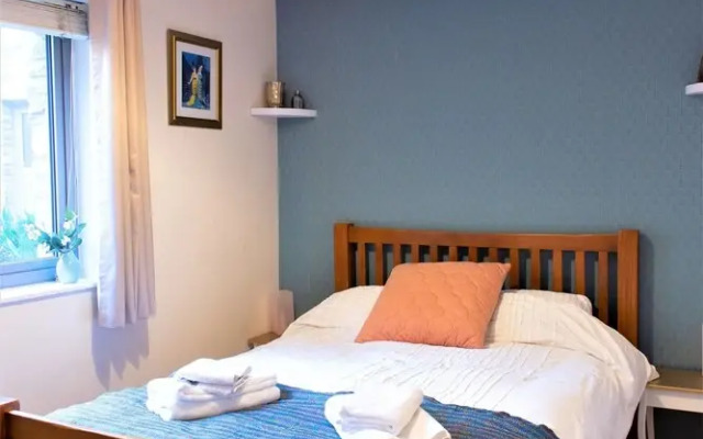 City Centre 2 Bed Apartment Private deck