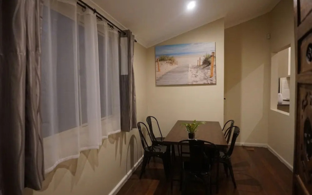 Villa Carlingford