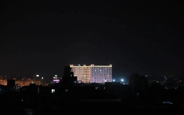 Royal View