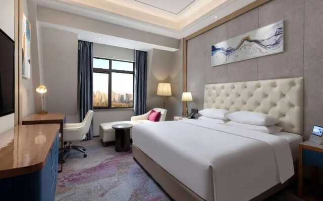 Ramada By Wyndham Zhumadian West Station – Guest Rooms – Zhumadian