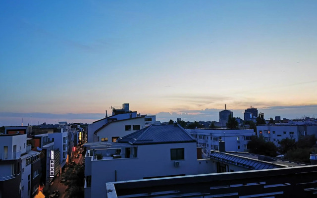 YMY Boutique Residence
