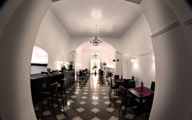 Hotel Santa Chiara