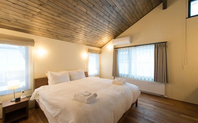 Moorea Lodge
