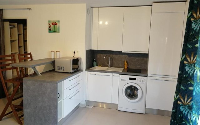 Lovely Studio & Garden - Pres Des Plages Cagnes-Sur-Mer (Adults Only)