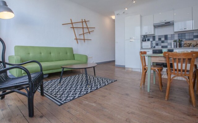 1189 Typical Apartment Halles de Bayonne