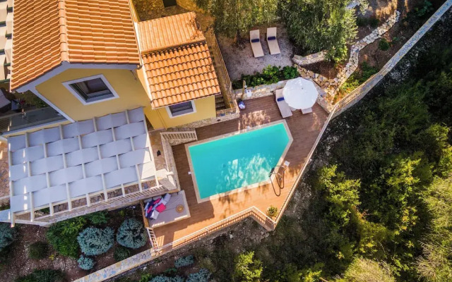 Villas Muscallas by Konnect, 200m from the Beach.
