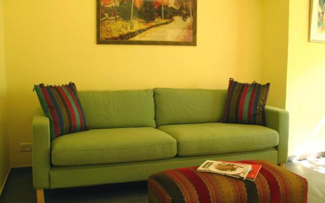 TLV Living Apartment