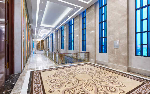 Sheraton Grand Danang Resort & Convention Center