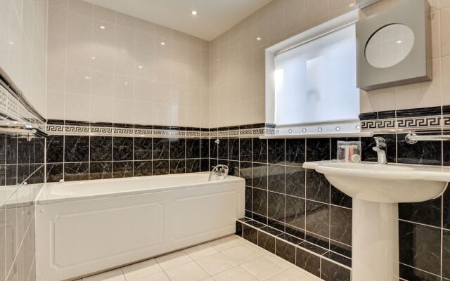 Luxurious Apartment in Saundersfoot With Balcony