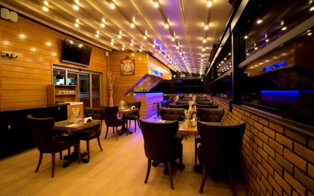 End Glory Hotel