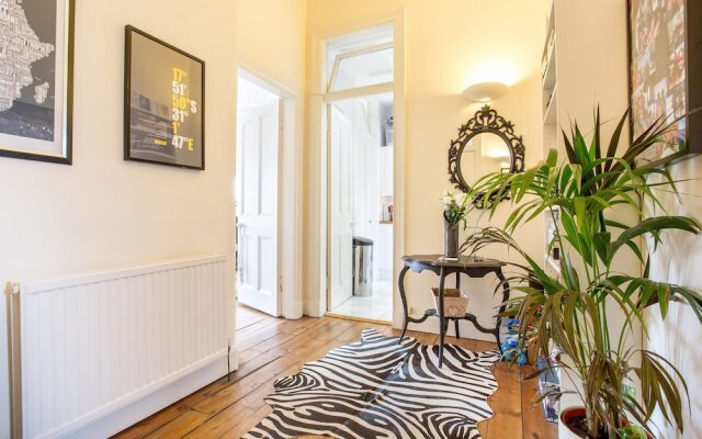 2 Bedroom Flat in Edinburgh