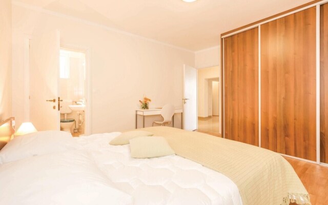 Beautiful Home in Matulji With Wifi and 2 Bedrooms
