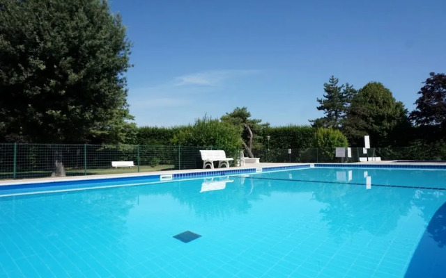 Bright Villa in a Quiet Residence