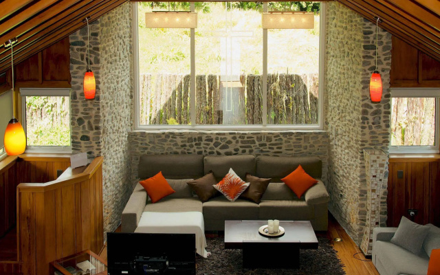 The Church at FOX – Guest Rooms – Fox Glacier