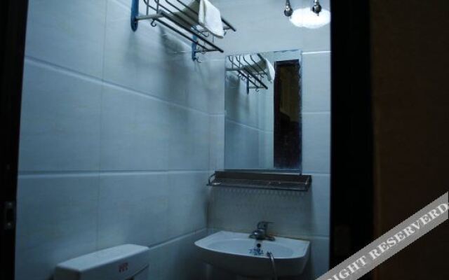 609 Hotel