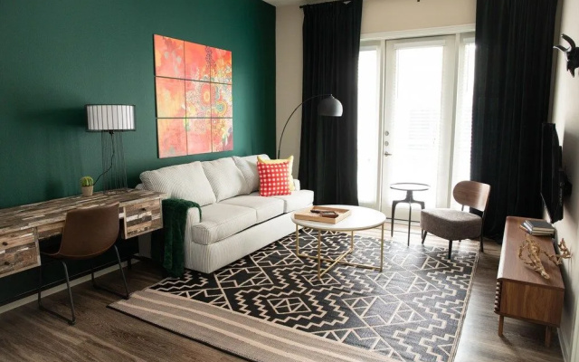 Chic Apts Barton Creek by WanderJaunt