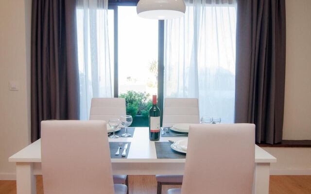 Los Rodeos Apartments