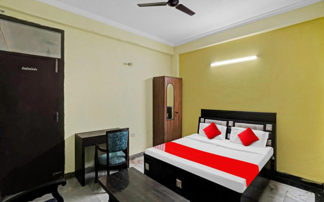 OYO Flagship 80586 Elite Homes