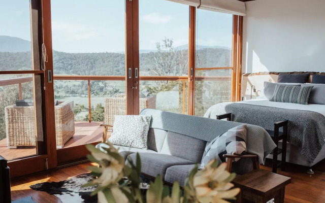 Kangaroo Ridge Retreat