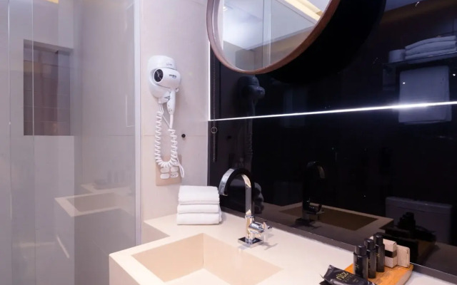 Ritz Copacabana Hotel