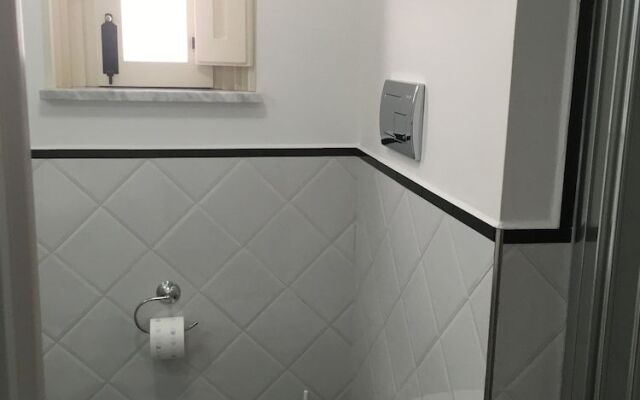 301B&B