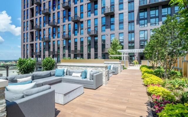 Global Luxury Suites at Reston Town Center