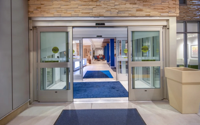 Holiday Inn Express & Suites Chico, An Ihg