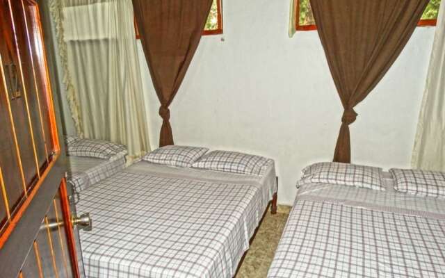 Hotel y Hostal Yaxkin Copan