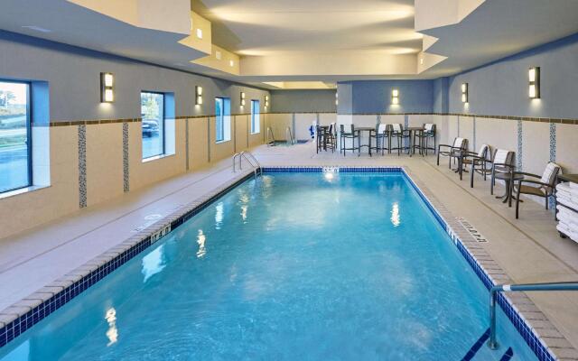 Hampton Inn & Suites Milwaukee/Franklin