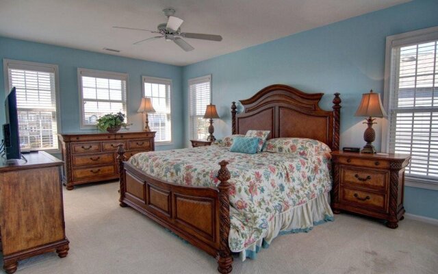 Victoria 3 Br Home By Redawning