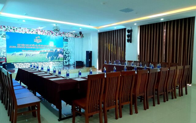 Phu Cuong Beach Hotel