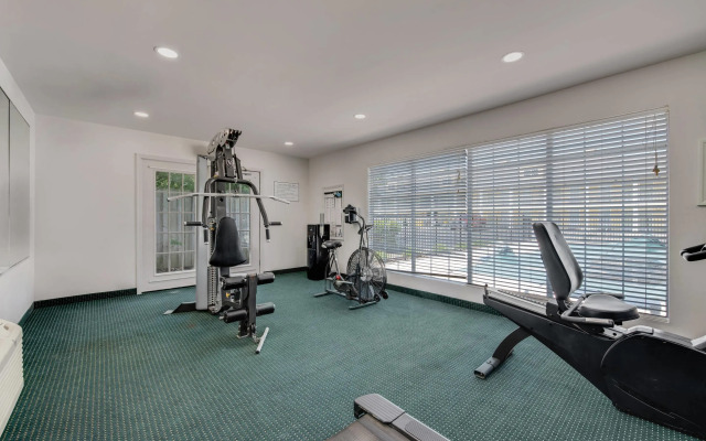 Quality Inn Laurinburg